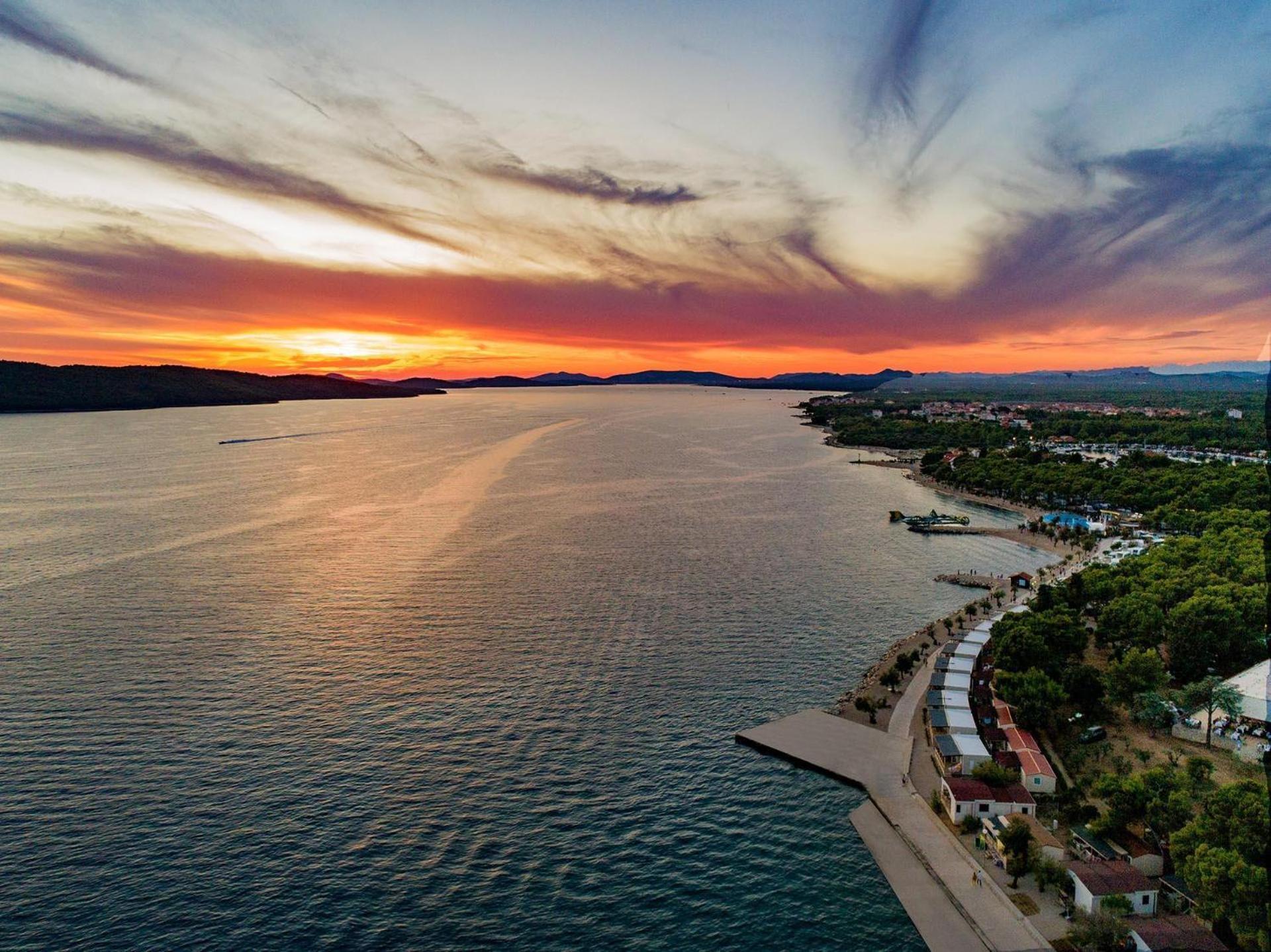 Deluxe Beach Mobile Homes Sibenik Bagian luar foto